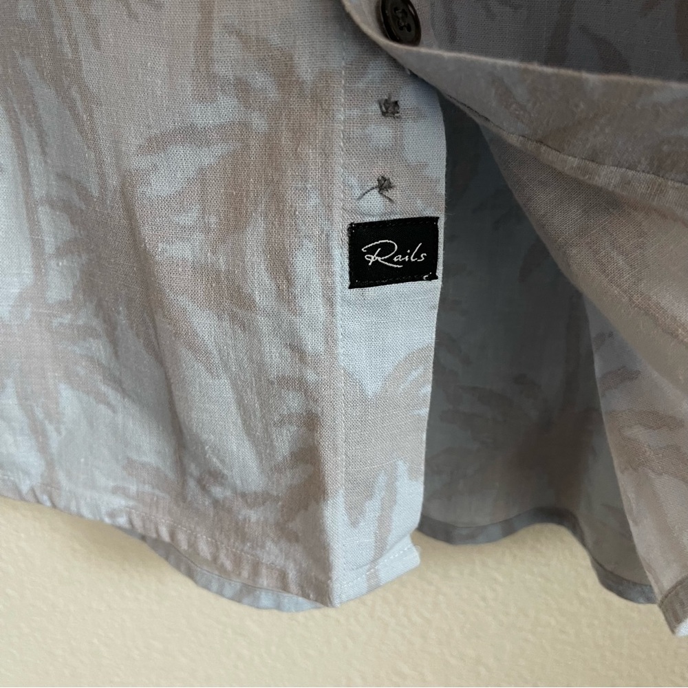 Rails Button Down Short Sleeve Fading Palm Tree S… - image 4